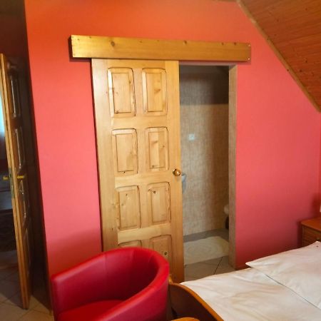 A-Privat Hotel Liptovský Mikuláš Екстериор снимка