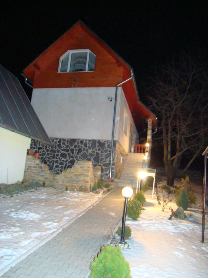 A-Privat Hotel Liptovský Mikuláš Екстериор снимка
