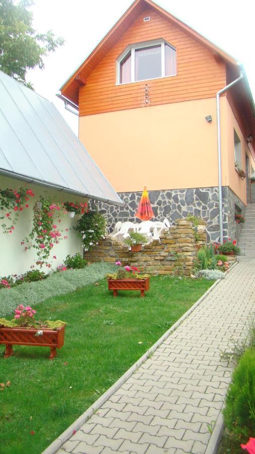 A-Privat Hotel Liptovský Mikuláš Екстериор снимка